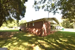 163 3rd St, Lavonia, GA 30553 - Photo 7