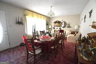 163 3rd St, Lavonia, GA 30553 - Photo 11