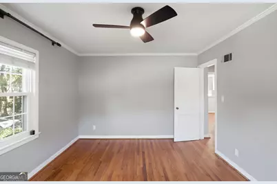 1347 Chalmette Drive NE, Atlanta, GA 30306 - Photo 15
