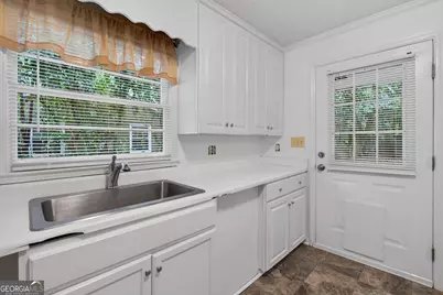 2557 Delano Drive, Macon, GA 31204 - Photo 21