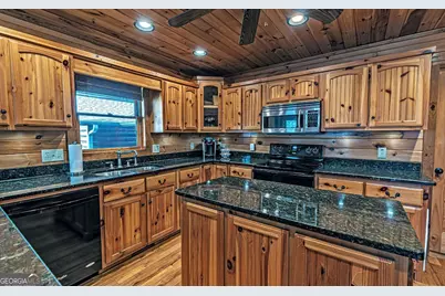 202 Shepherds Ridge, Morganton, GA 30560 - Photo 5