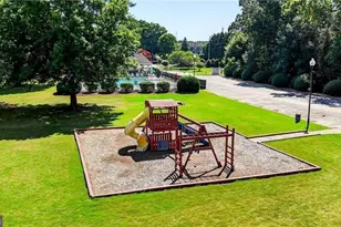 A 4688 Beacon Ridge Ln, Flowery Branch, GA 30542 - Photo 47