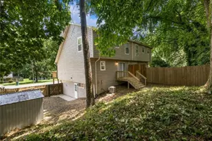 2136 Valley Oaks Dr SE, Smyrna, GA 30080 - Photo 23