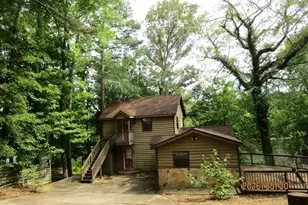 729 N Lake Dr, Sandersville, GA 31082 - Photo 1