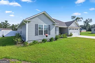 1050 Mary Nell Ct, Valdosta, GA 31601 - Photo 3