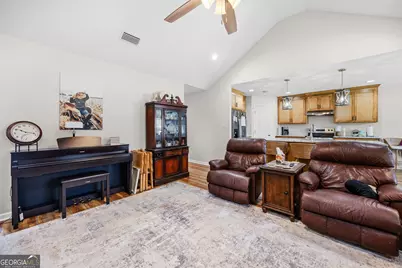 1050 Mary Nell Ct, Valdosta, GA 31601 - Photo 13
