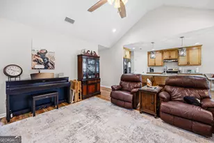 1050 Mary Nell Ct, Valdosta, GA 31601 - Photo 13