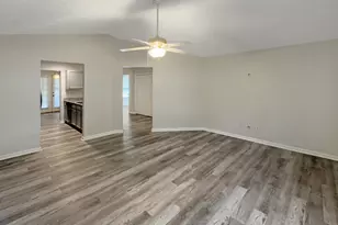 131 Oak Cir S, Stockbridge, GA 30281 - Photo 5