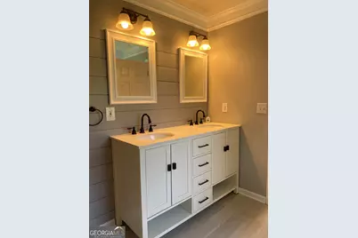 203 Cambridge Drive, Loganville, GA 30052 - Photo 11