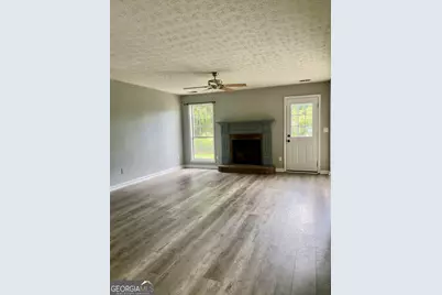 203 Cambridge Drive, Loganville, GA 30052 - Photo 3