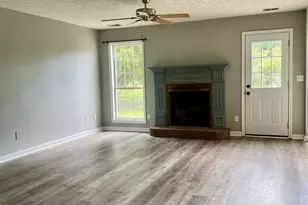 203 Cambridge Dr, Loganville, GA 30052 - Photo 3