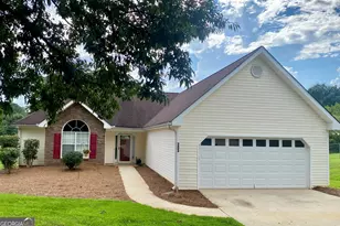 203 Cambridge Dr, Loganville, GA 30052 - Photo 1
