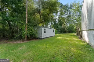 614 N Victory Dr, Lyons, GA 30436 - Photo 17