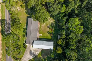 614 N Victory Dr, Lyons, GA 30436 - Photo 5