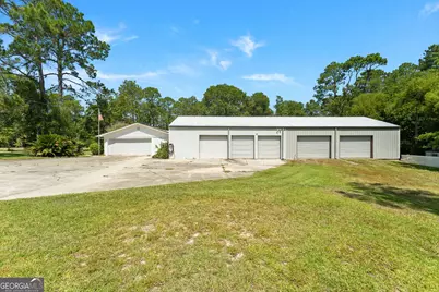 614 N Victory Drive, Lyons, GA 30436 - Photo 73