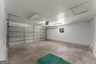614 N Victory Dr, Lyons, GA 30436 - Photo 47