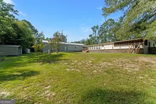614 N Victory Dr, Lyons, GA 30436 - Photo 21