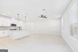 301 Greene Farm Trl, Cartersville, GA 30120 - Photo 5