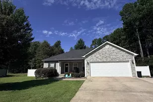 359 Brittany Ct, Chatsworth, GA 30705 - Photo 1