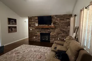 359 Brittany Ct, Chatsworth, GA 30705 - Photo 5