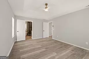 949 Redan Trce, Stone Mountain, GA 30088 - Photo 17