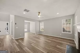 949 Redan Trce, Stone Mountain, GA 30088 - Photo 9