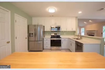 808 Riverview Drive E, Saint Marys, GA 31558 - Photo 13