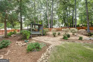 430 Lake Forest Dr, Newnan, GA 30265 - Photo 7