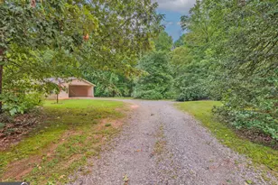 1524 Welcome Home Rd, Mount Airy, GA 30563 - Photo 9