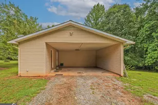 1524 Welcome Home Rd, Mount Airy, GA 30563 - Photo 7
