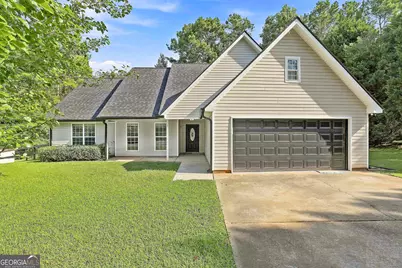 677 Al Roberts Road, Senoia, GA 30276 - Photo 1