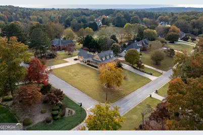 4604 Midlands Green, Flowery Branch, GA 30542 - Photo 9