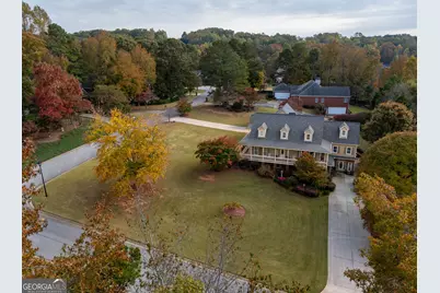 4604 Midlands Green, Flowery Branch, GA 30542 - Photo 3