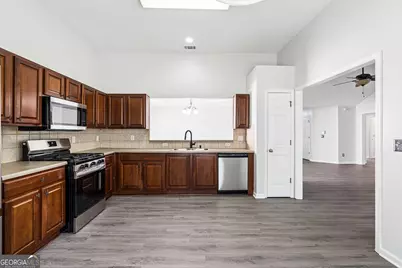 7226 Boulder Pass, Union City, GA 30291 - Photo 13
