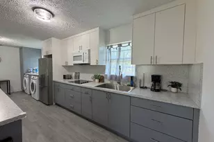 36 Strozier St, McRae-Helena, GA 31055 - Photo 15