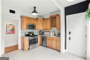 633 Moreland Ave NE, Atlanta, GA 30307 - Photo 9