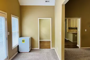 70 Indian Bluff Dr, Sharpsburg, GA 30277 - Photo 11