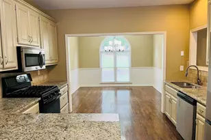 70 Indian Bluff Dr, Sharpsburg, GA 30277 - Photo 17