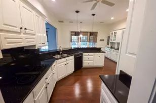 2109 Cumberland Ln, Albany, GA 31721 - Photo 11