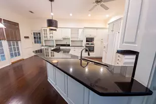 2109 Cumberland Ln, Albany, GA 31721 - Photo 9