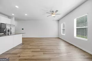 4724 Fullerton Dr, Oakwood, GA 30566 - Photo 9