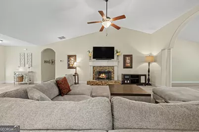 1750 Satilla Drive, Winder, GA 30680 - Photo 5