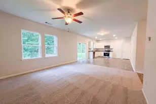 8618 Blair Ct, Douglasville, GA 30134 - Photo 3