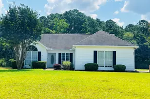 210 Shamrock Way, Newnan, GA 30263 - Photo 1