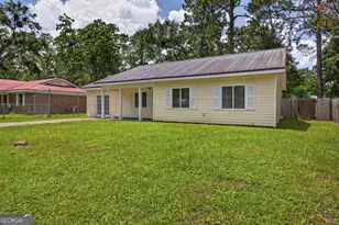 239 Pointe S Dr, Hinesville, GA 31313 - Photo 3