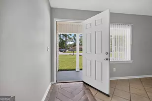 239 Pointe S Dr, Hinesville, GA 31313 - Photo 9