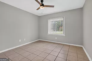 239 Pointe S Dr, Hinesville, GA 31313 - Photo 25