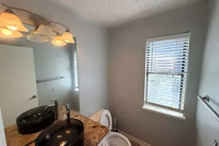 844 Chapman Cir, Stone Mountain, GA 30088 - Photo 7