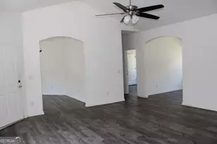 234 River Meadow Dr, Lagrange, GA 30241 - Photo 3