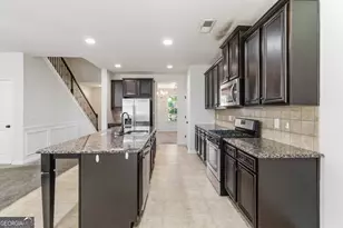 2138 Dodson Woods Dr, Fairburn, GA 30213 - Photo 11